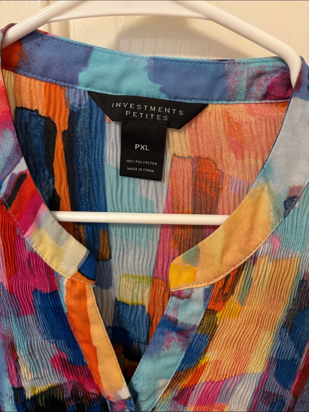 Multicolor Abstract Button-Front Women's Top - Picture 2 of 6